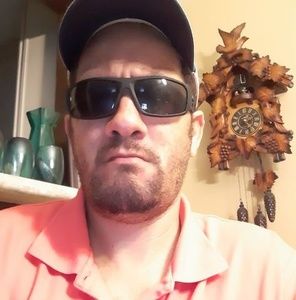 Meet your Posher, Adolfo